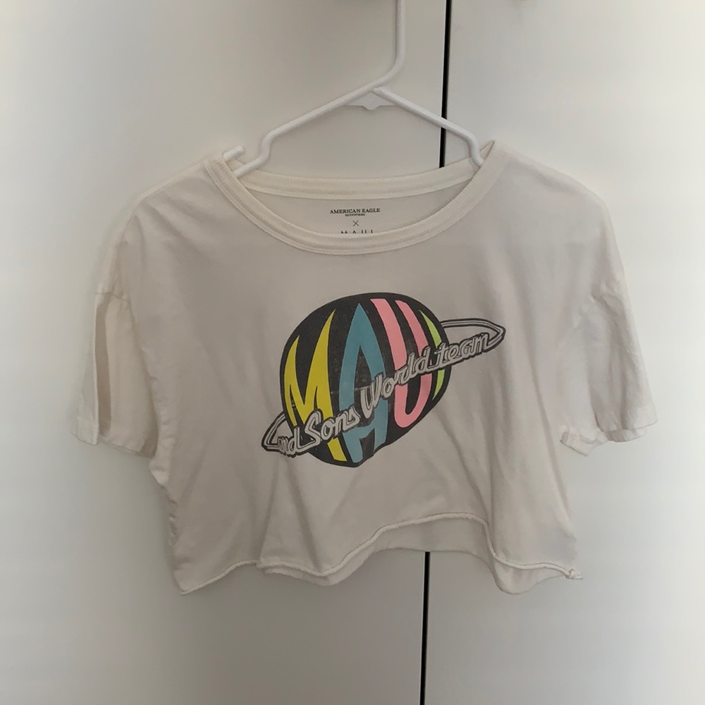 American Eagle x Maui and Sons cropped tee